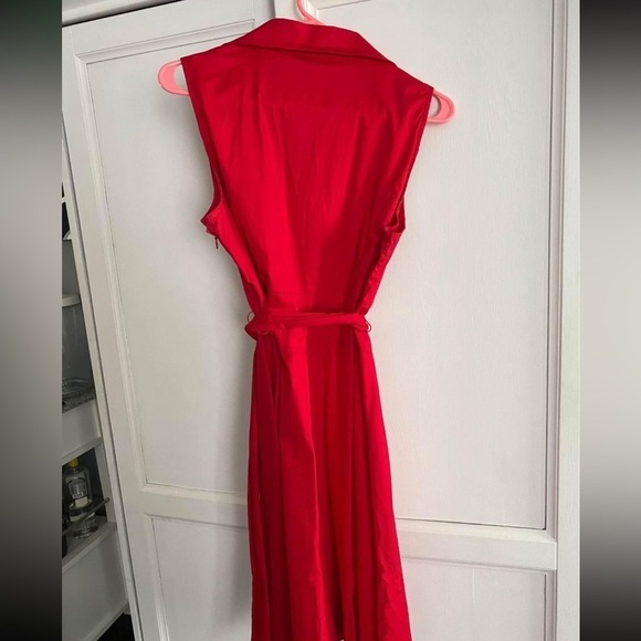 Red Dress - Picture 2 of 3